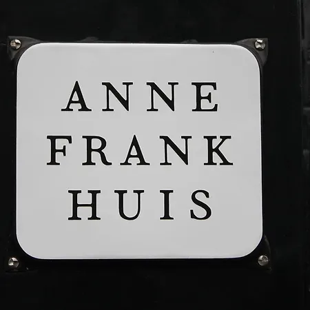 Former Rembrandt Workshop Two Bedroom Amsterdam