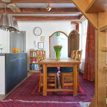 Former Rembrandt Workshop Two Bedroom