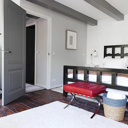 Former Rembrandt Workshop Two Bedroom