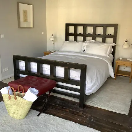 Former Rembrandt Workshop Two Bedroom Lejlighed