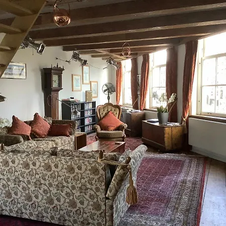 Former Rembrandt Workshop Two Bedroom * Amsterdam